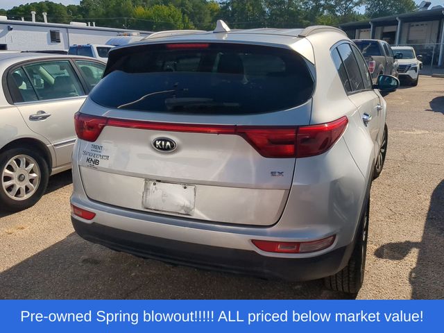 Used 2017 Silver Kia EX image 3