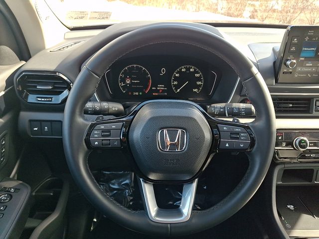 used 2025 Honda Pilot car, priced at $46,499