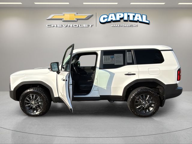Used 2024 White Toyota 1958 image 9