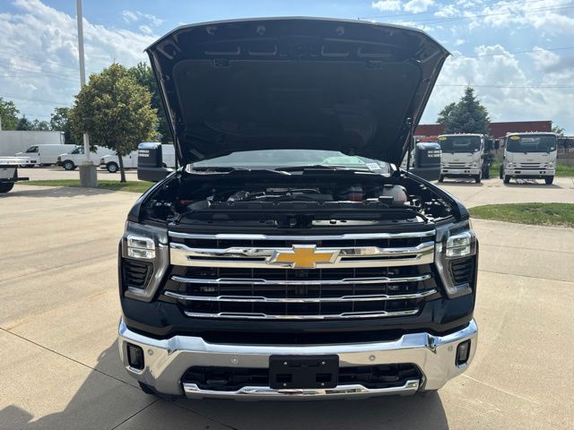 2026 Chevrolet Silverado 2500 HD LTZ - Photo 36