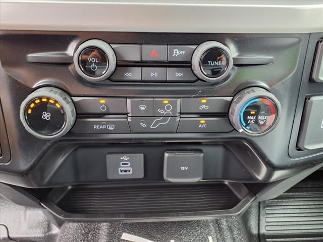 2025 Ford F-350SD XL photo