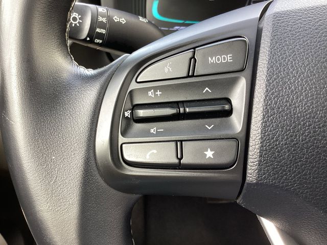 Used Car 2025 Hyundai Venue  Sel For Sale Under $20,000 In San Antonio, Texas