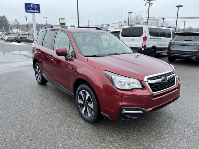 Used 2018 Red Subaru 2.5i Premium image 10
