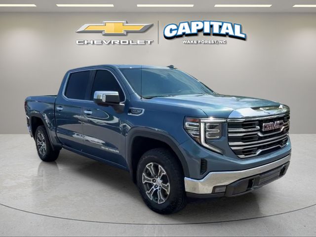Used 2024 Blue GMC SLT image 7