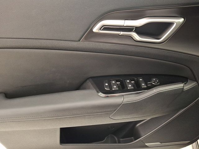 Used 2025 Kia Sportage SUV