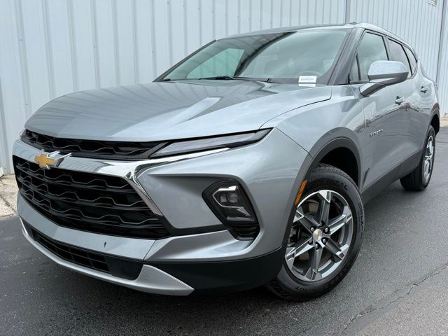 used 2025 Chevrolet Blazer car, priced at $30,787