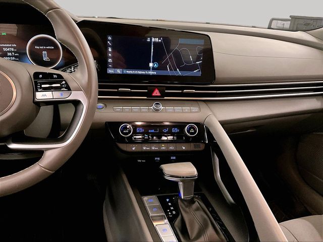 2023 Hyundai Elantra SEL Silver at Bob Ruth Ford