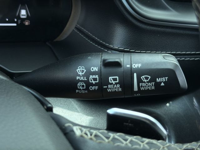 Used 2023 Black Jeep Laredo image 30