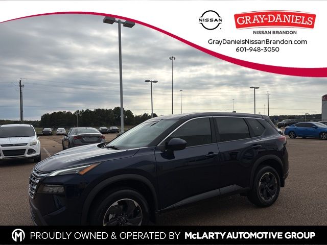 2026 Nissan Rogue SV's photo