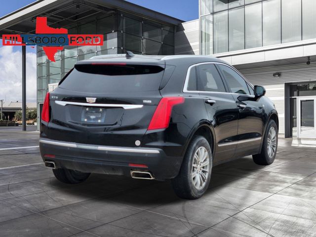 2019 Stellar Black Metallic Cadillac XT5 Luxury FWD SUV