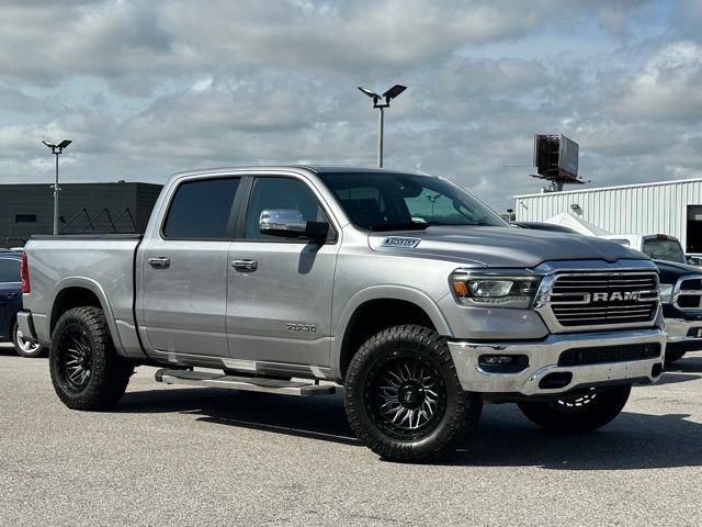 2020 RAM 1500 Laramie Crew Cab 4WD