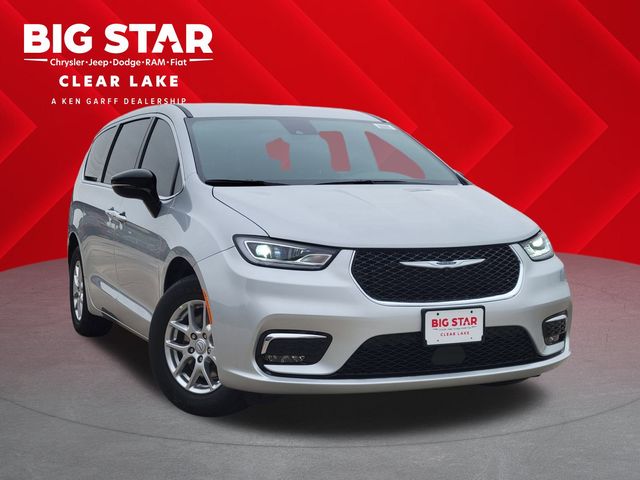 2026 Chrysler Pacifica Select - 0