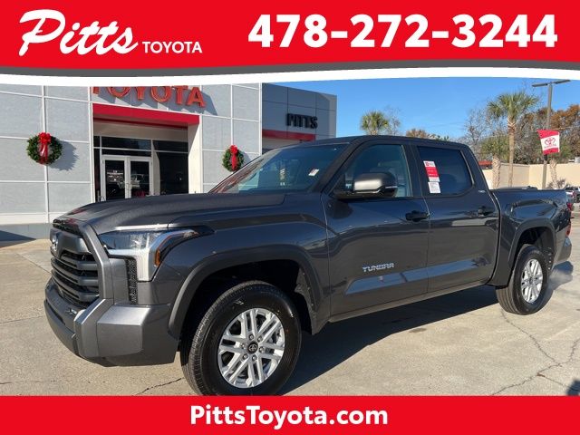 2025 Toyota Tundra SR5 CrewMax Cab 4WD