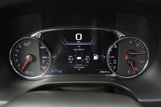 Used 2023 Red GMC Denali image 16