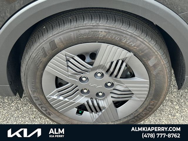 New 2026 Aurora Black Pearl Kia LX image 20