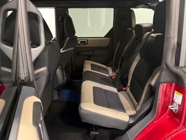 Used 2025 Red Ford Big Bend image 27