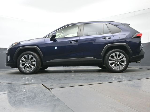 2021 Toyota RAV4 XLE Premium 29