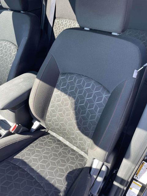 Certified Used 2024  Mitsubishi 2.0 LE image 22