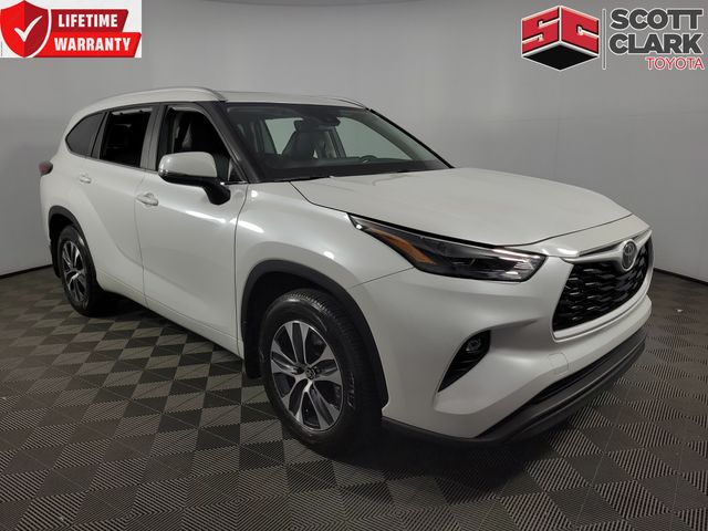 2025 Toyota Highlander XLE