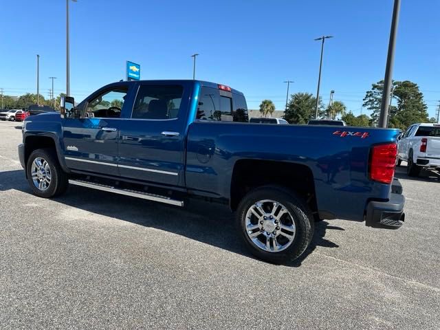 2018 Chevrolet Silverado 2500HD High Country 3