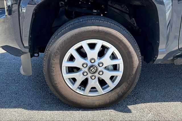 Used 2024 Toyota Tacoma SR5 4D Double Cab