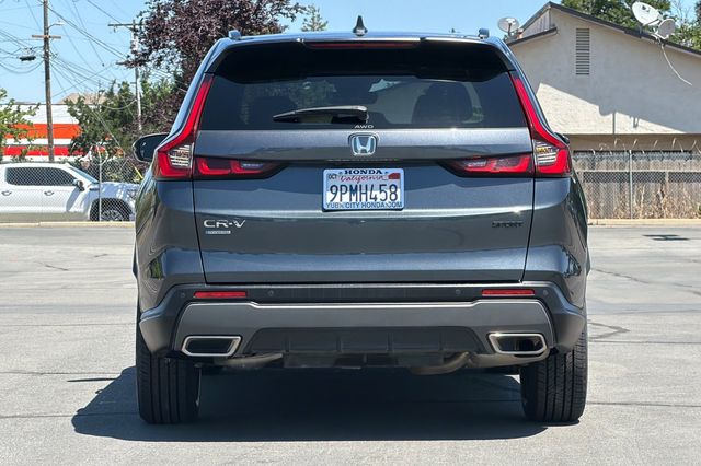 View vehicle photo 5