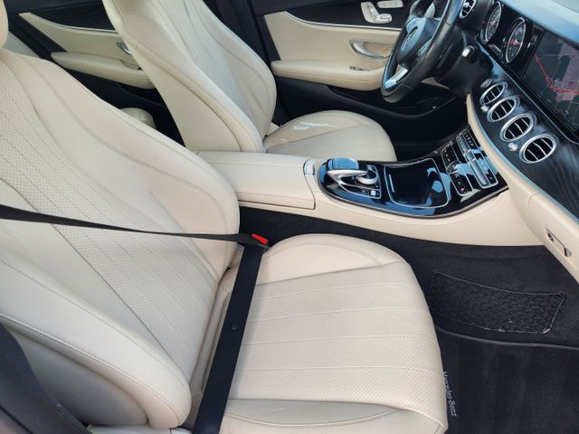 2017 Iridium Silver Metallic Mercedes-Benz E-Class E 300 RWD Sedan