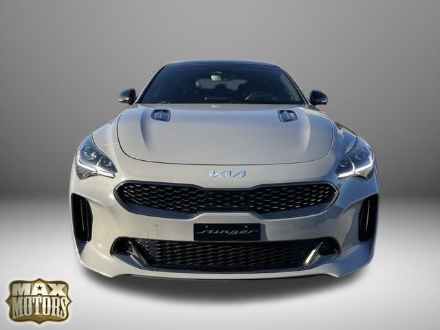 Used 2022 Kia Stinger GT2 with VIN KNAE55LCXN6104989 for sale in Kansas City