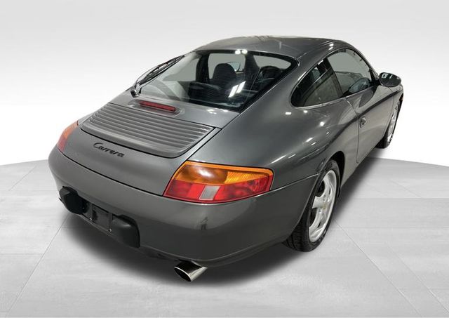 1999 Porsche 911 Carrera 4 photo