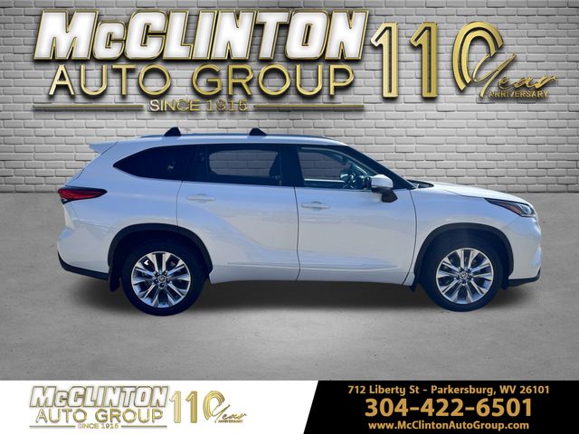 2020 White Toyota Highlander Limited AWD SUV