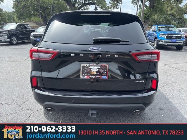 Used Car 2023 Ford Escape  St-line Elite For Sale Under $30,000 In San Antonio, Texas