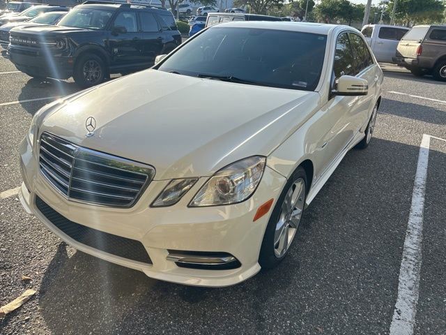 2012 Mercedes-Benz E-Class E350 Luxury photo