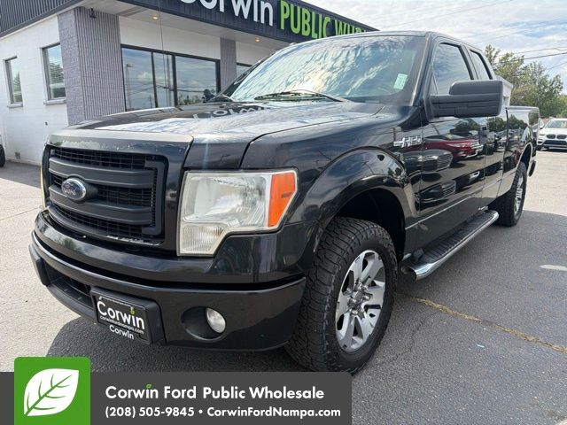 Tuxedo Black Metallic 2014 Ford F-150 Pickup Truck 4X2 6-Speed Automatic