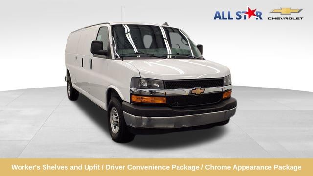 2025 Chevrolet Express Cargo 3500 RWD