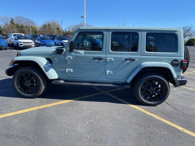 2024 Jeep Wrangler Sahara 4xe 8