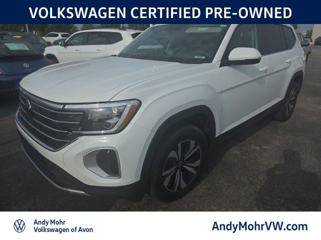 Pure White 2024 Volkswagen Atlas SUV / Crossover All-Wheel Drive 8-Speed Automatic
