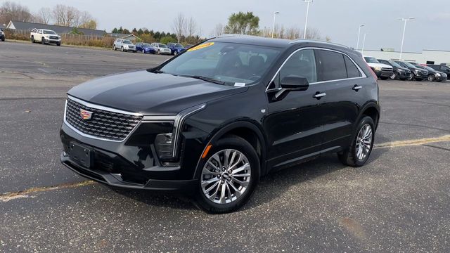 2024 Cadillac XT4 Premium Luxury 4