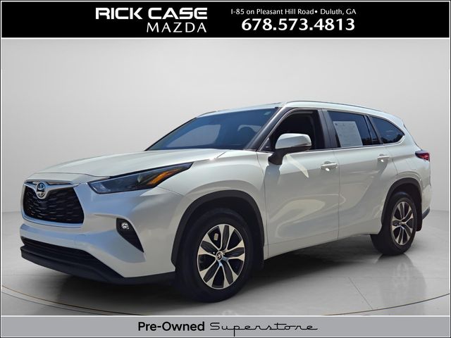 Pearl 2023 Toyota Highlander XLE FWD SUV / Crossover Front-Wheel Drive 8-Speed Automatic