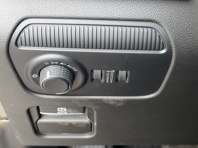 new 2026 Jeep Grand Wagoneer car, priced at $70,539