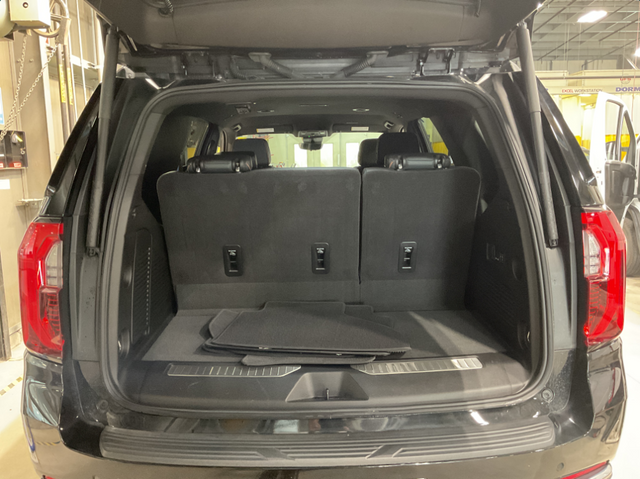 2025 Onyx Black GMC Yukon AT4 4X4 SUV