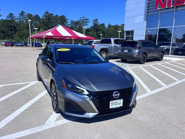 2025 Nissan Altima 2.5 SV FWD