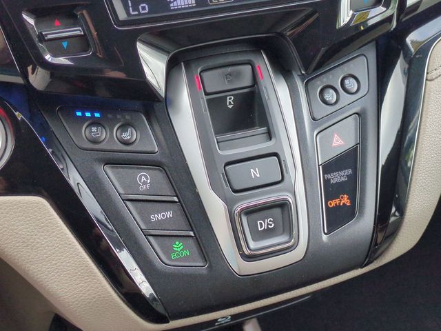 Used 2018 Honda Odyssey Elite 4D Passenger Van