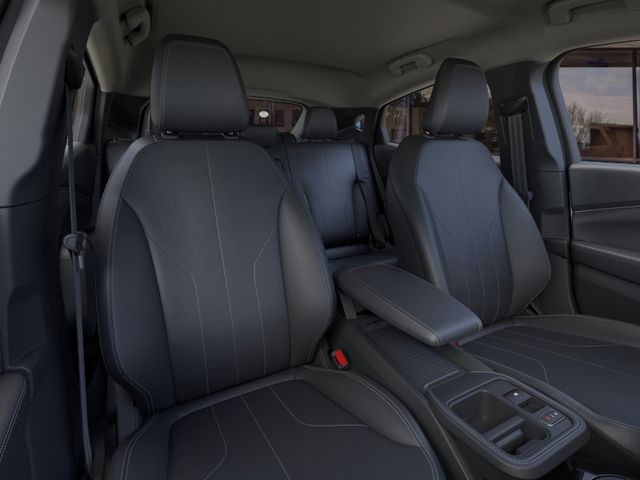 New 2026 White Ford Select image 10