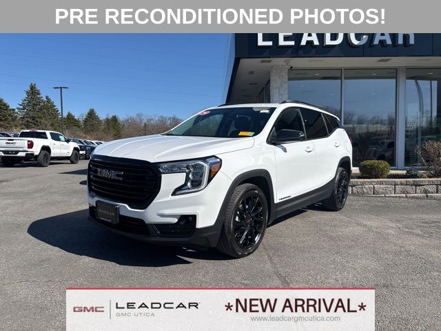 Summit White 2024 GMC Terrain SLT AWD SUV / Crossover All-Wheel Drive 9-Speed Automatic
