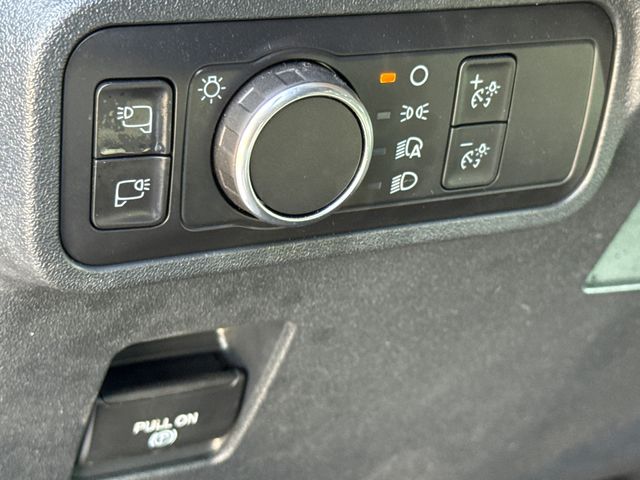 Certified Used 2022 White Ford Wildtrak image 16