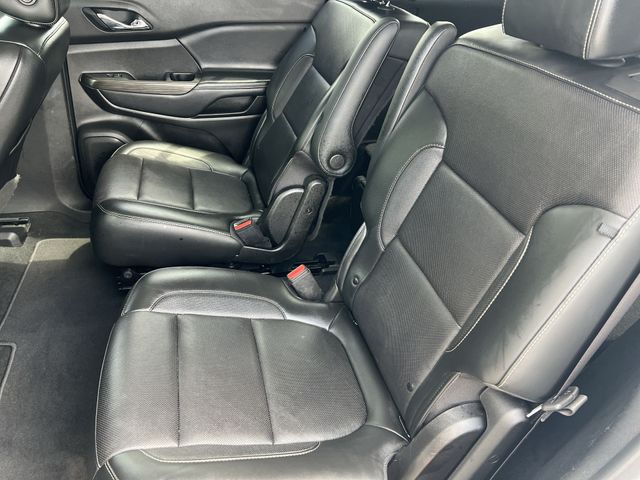 Used 2020 White GMC SLT image 39