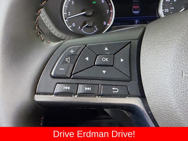 2025 Nissan Sentra SR - Photo 12