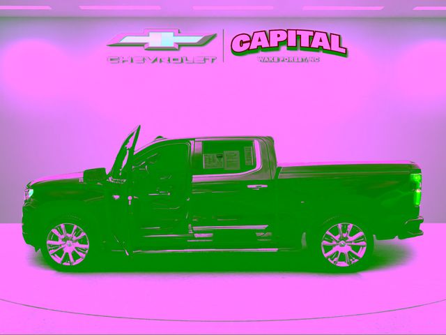 Used 2024 Black Chevrolet High Country image 9