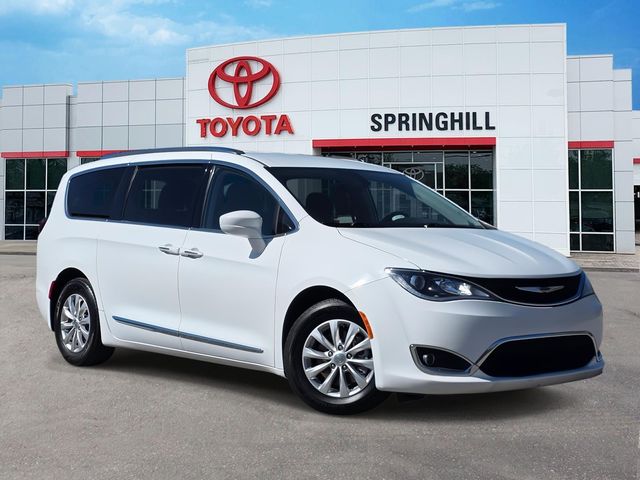2018 Chrysler Pacifica Touring L FWD