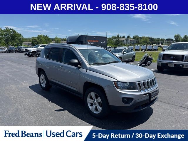 Billet Silver Metallic Clearcoat 2014 Jeep Compass Sport 4WD SUV / Crossover Four-Wheel Drive 6-Speed Automatic